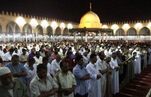 Suasana Tarawih Hari Pertama